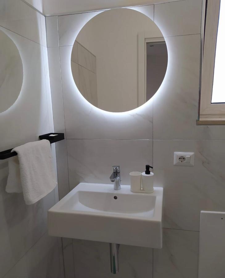 Tina'S Room Santa Maria di Castellabate Exterior photo