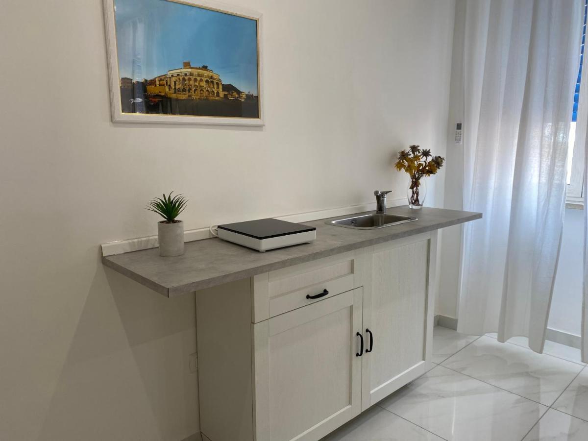 Tina'S Room Santa Maria di Castellabate Exterior photo